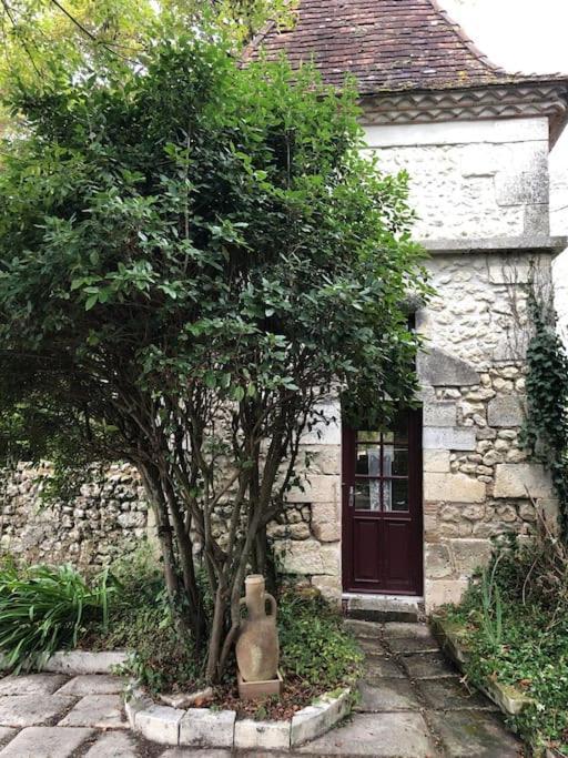 Gite De L'Edelinie Nanteuil-Auriac-de-Bourzac Dış mekan fotoğraf